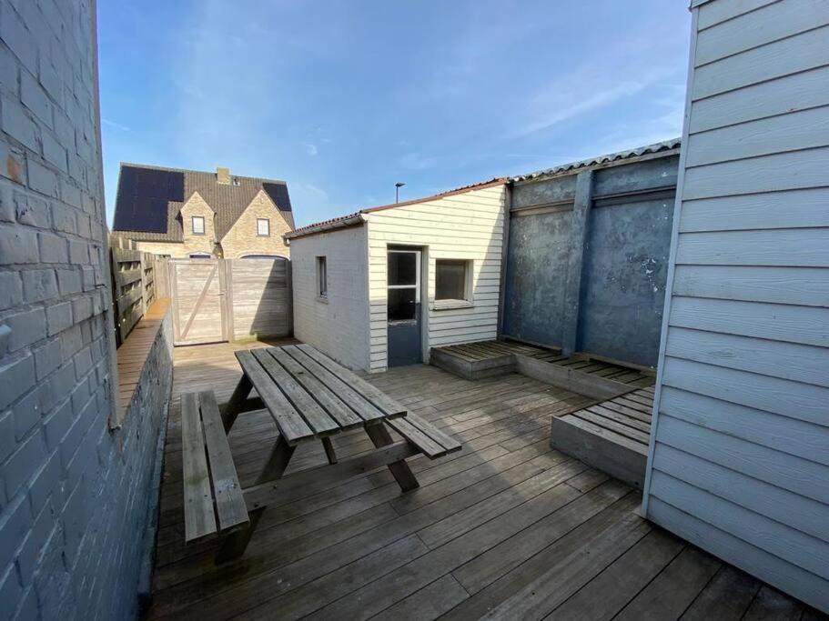 Cosy Beachhouse Within Walking Distance Of The Sea De Haan Exterior foto