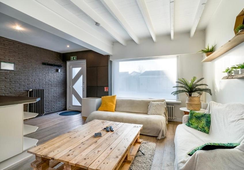 Cosy Beachhouse Within Walking Distance Of The Sea De Haan Exterior foto
